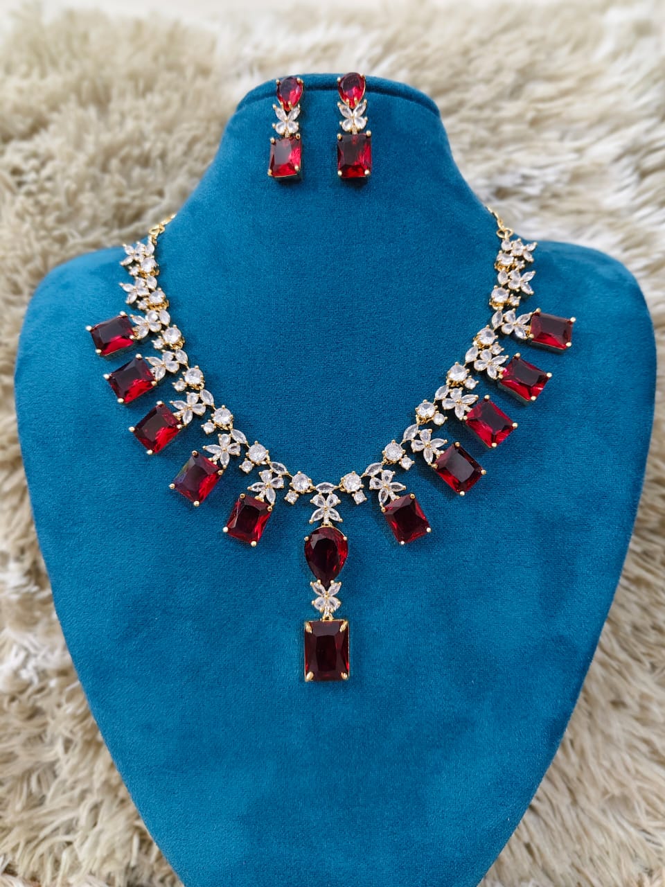 Indian Zircon Gem Stone Necklace ( Red)