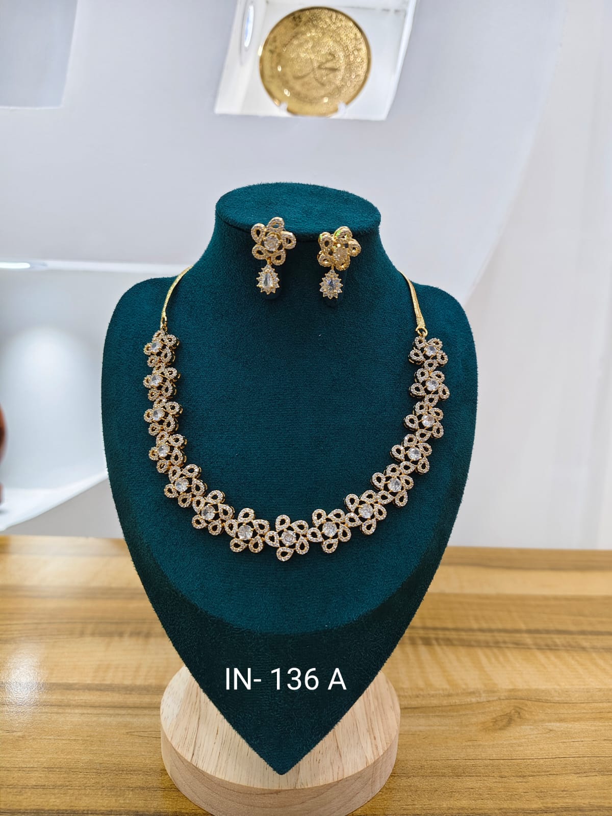 Indian Necklace ( In-136 A)