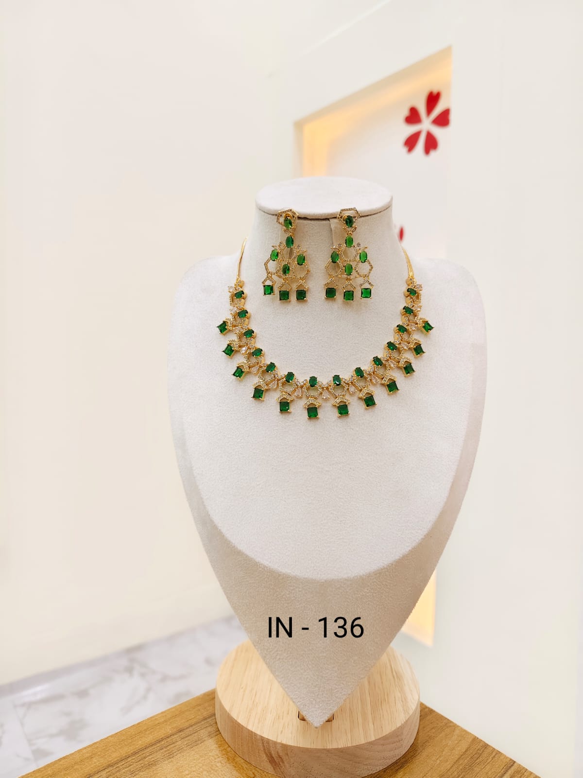 Indian Necklace ( IN-136) Green