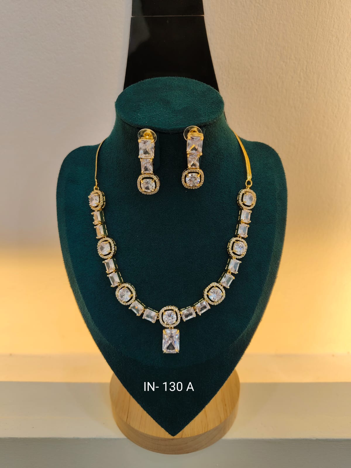 Indian Necklace ( IN- 130 A) White
