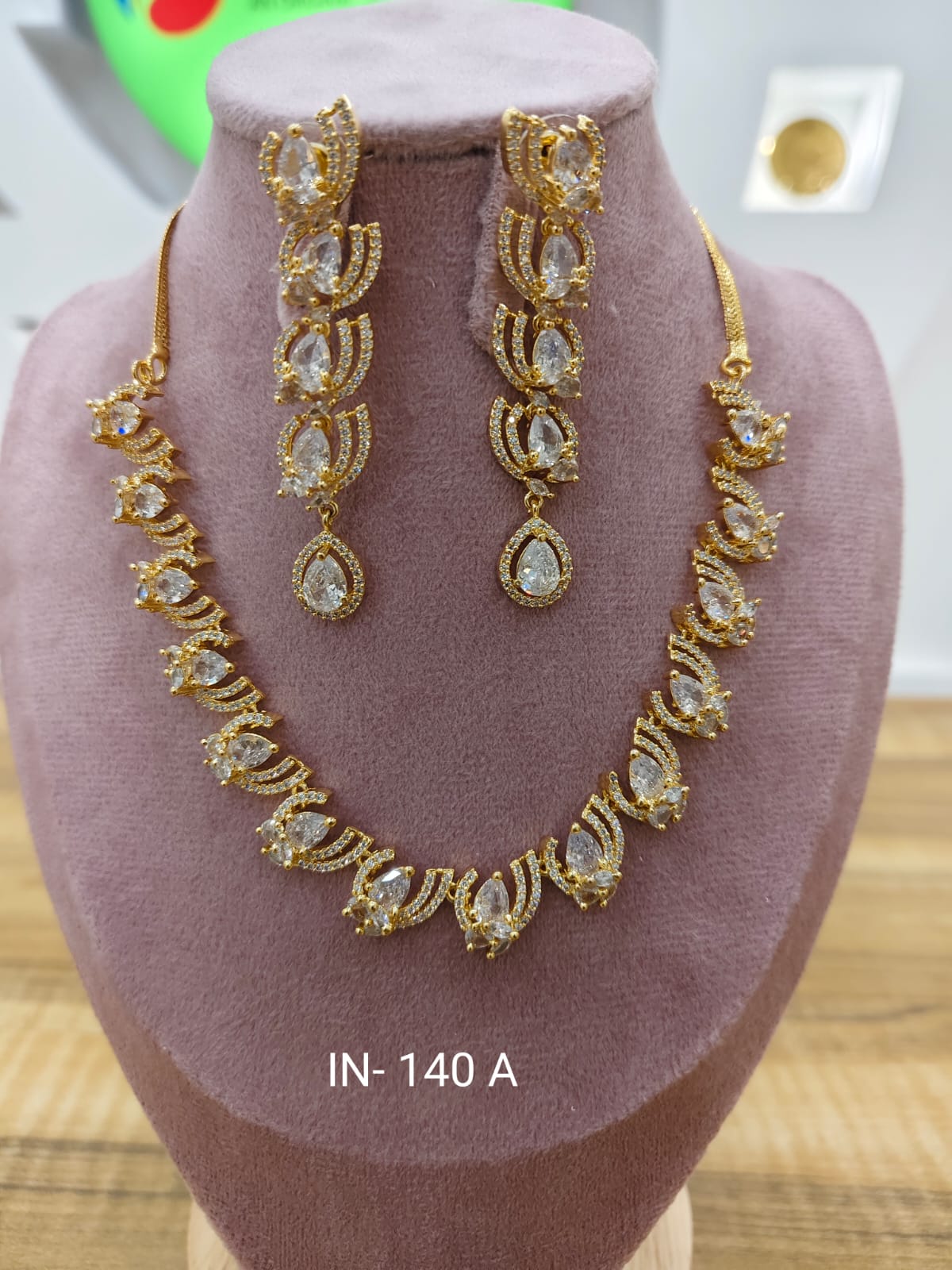Indian Necklace ( IN- 140 A) White