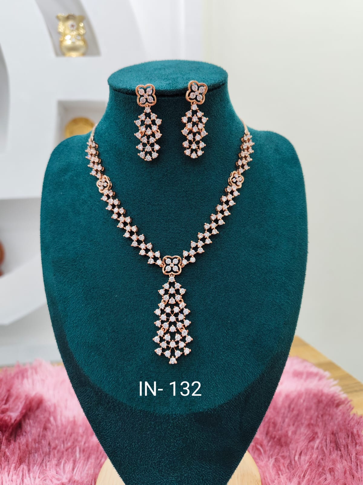 Indian Necklace ( IN- 132)