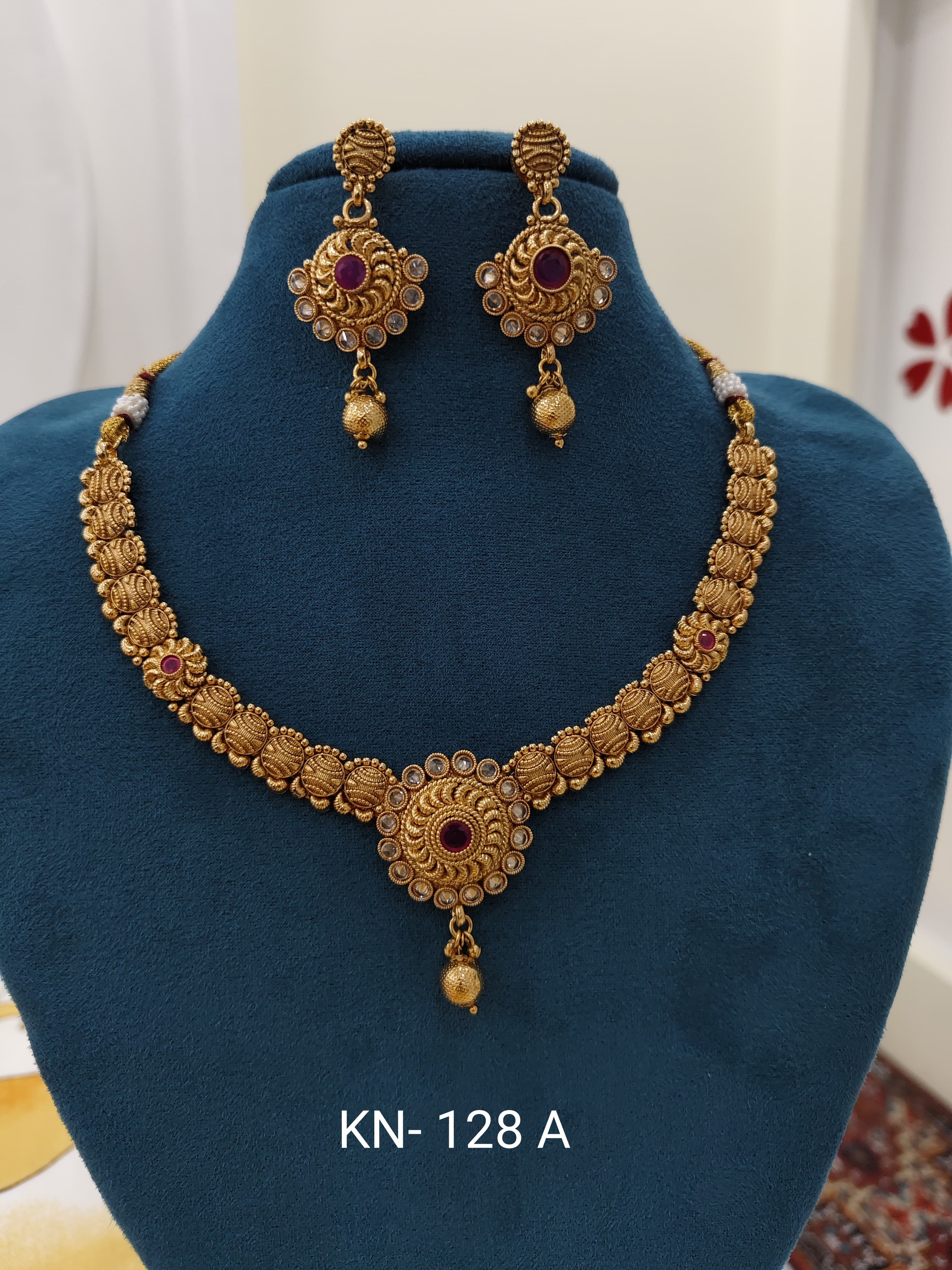 Kundon- 128 A ( Red)